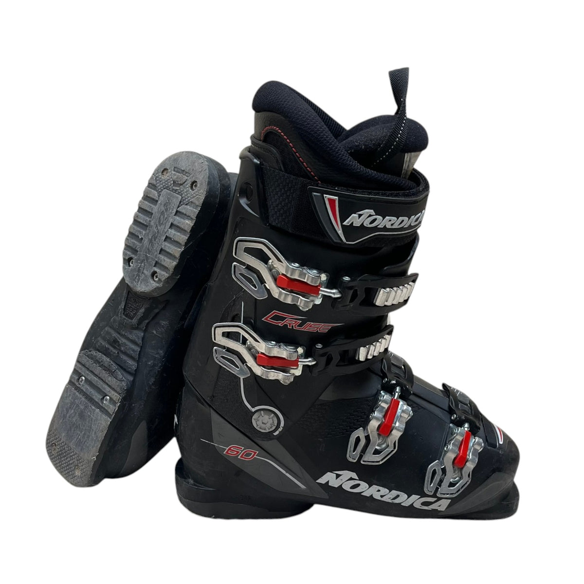 Bota de Ski 25-25,5 cm / EUR 39-40 / Nordica Cruise 60, usado y preparado en el Taller SnowDrop de Temuco (foto 1 de 5)