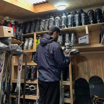 Día de trabajo y agenda de pedido! Vamos por +❄️❄️🏂⛷️🎿 #nieve #snowboard #ski #fyp.  AGENDA TU PEDIDO EN WWW.SNOWDR...
